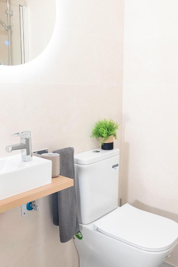 Apt. Old Town Apartment เซบีญา ภายนอก รูปภาพ